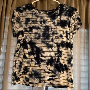 semi cropped navy and white tie dye